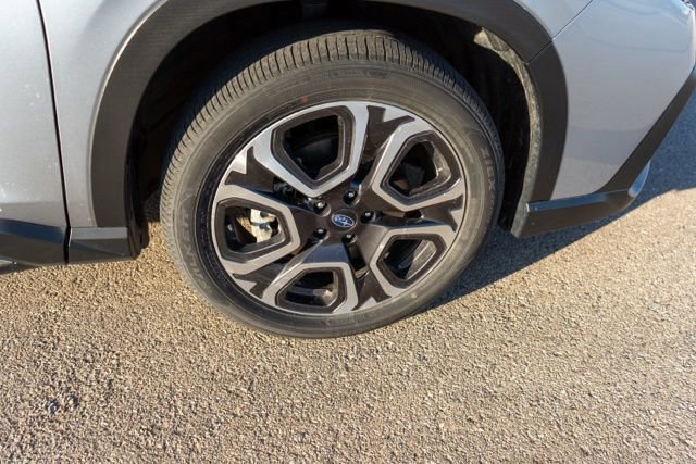 Used 2023 Subaru Ascent Touring image 9