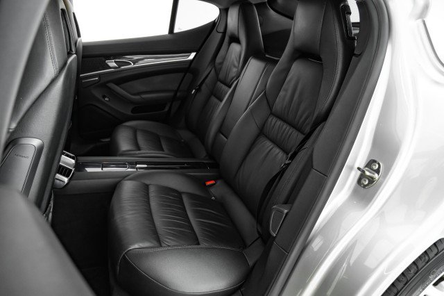 Used 2010 Porsche Panamera S image 37