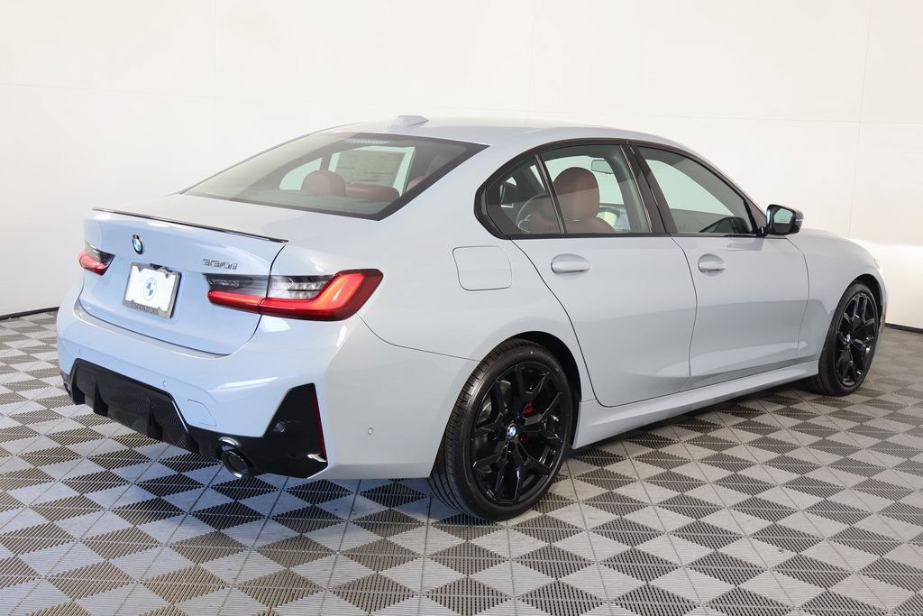 New 2026 BMW 330i Sedan w/ M Sport Package RWD image 2