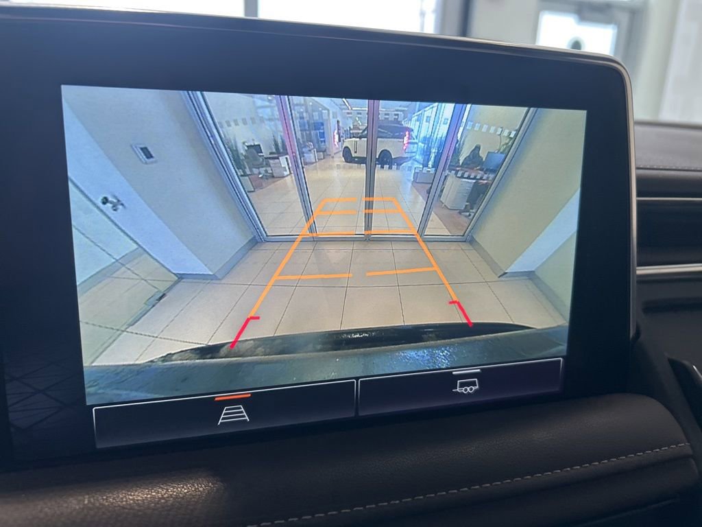 Used 2023 GMC Yukon SLT image 10