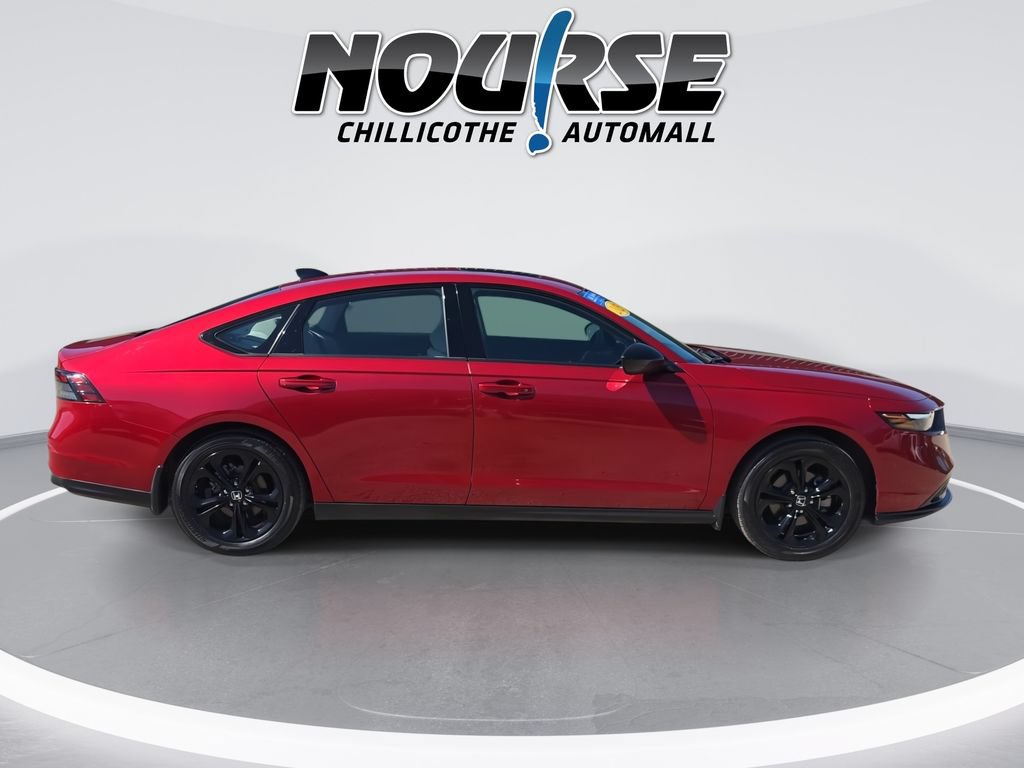 Used 2025 Honda Accord SE image 9