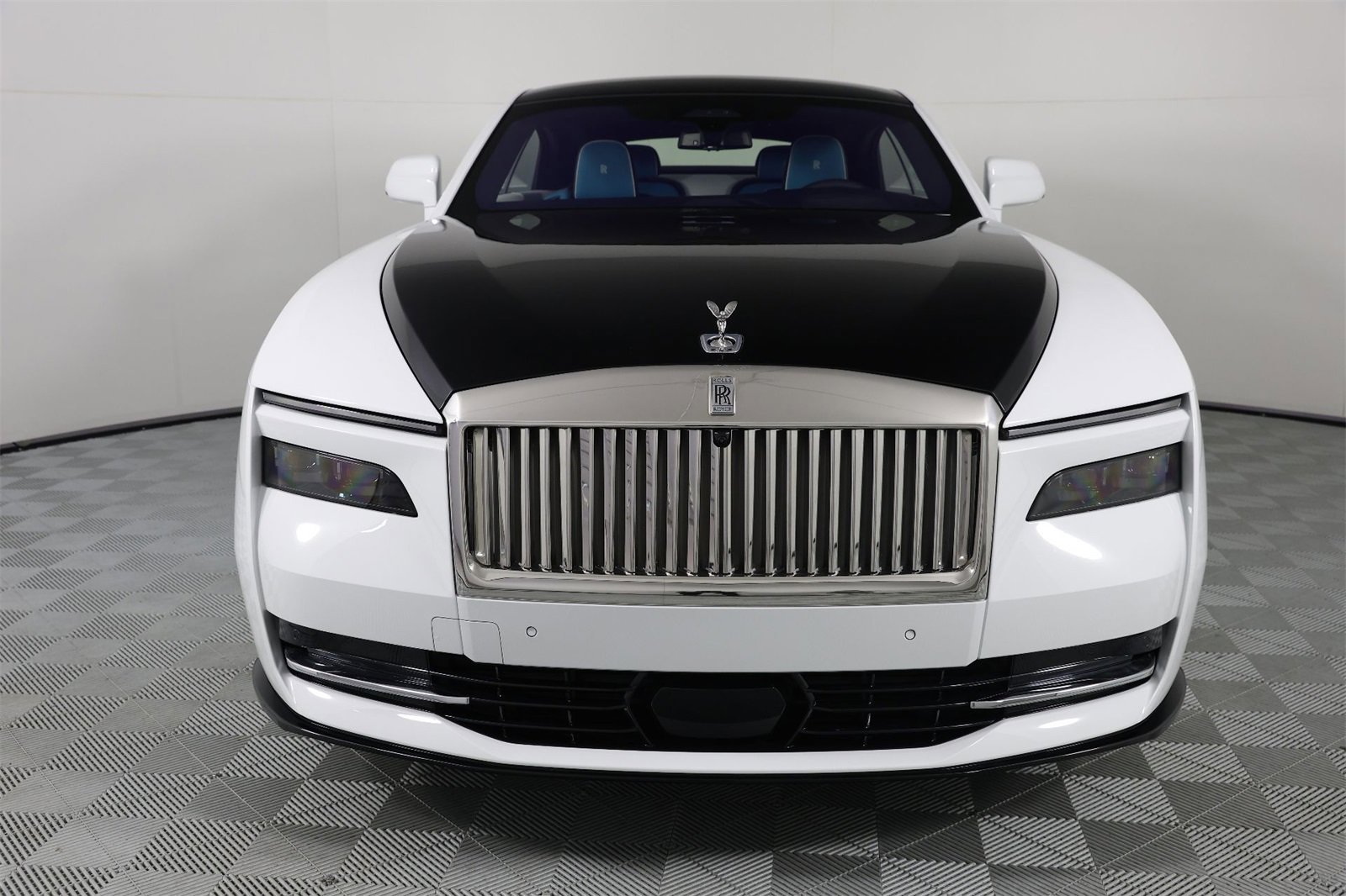 New 2025 Rolls-Royce Spectre w/ Spectre Launch Package image 10