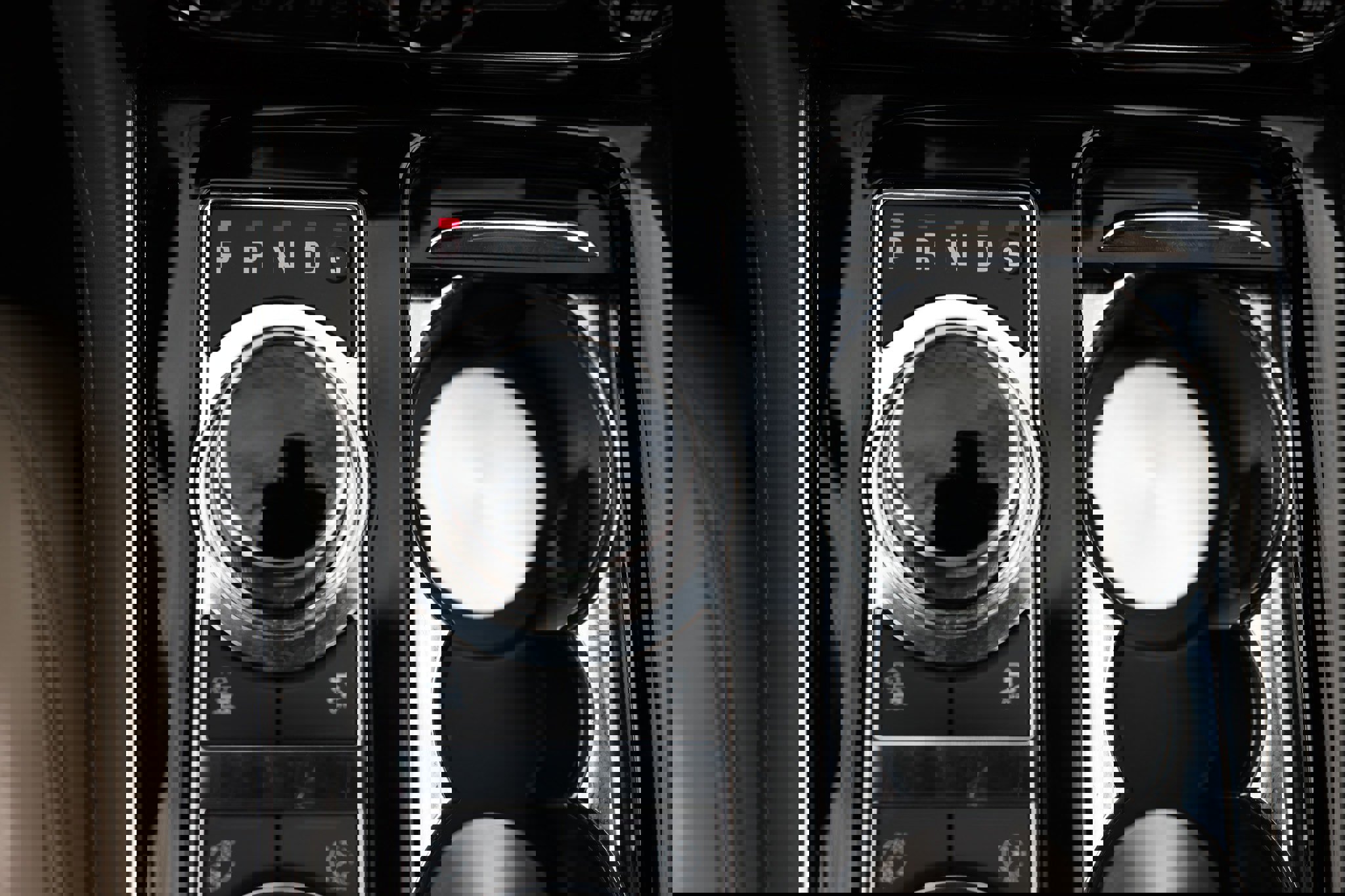 Used 2019 Jaguar XJ R-Sport image 44