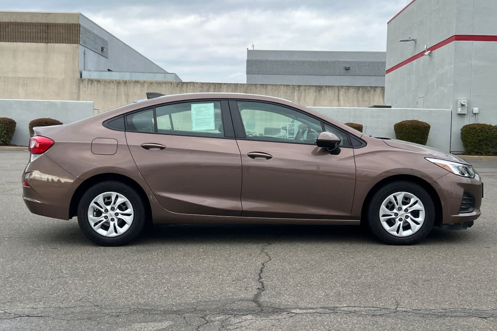 Used 2019 Chevrolet Cruze LS FWD image 6