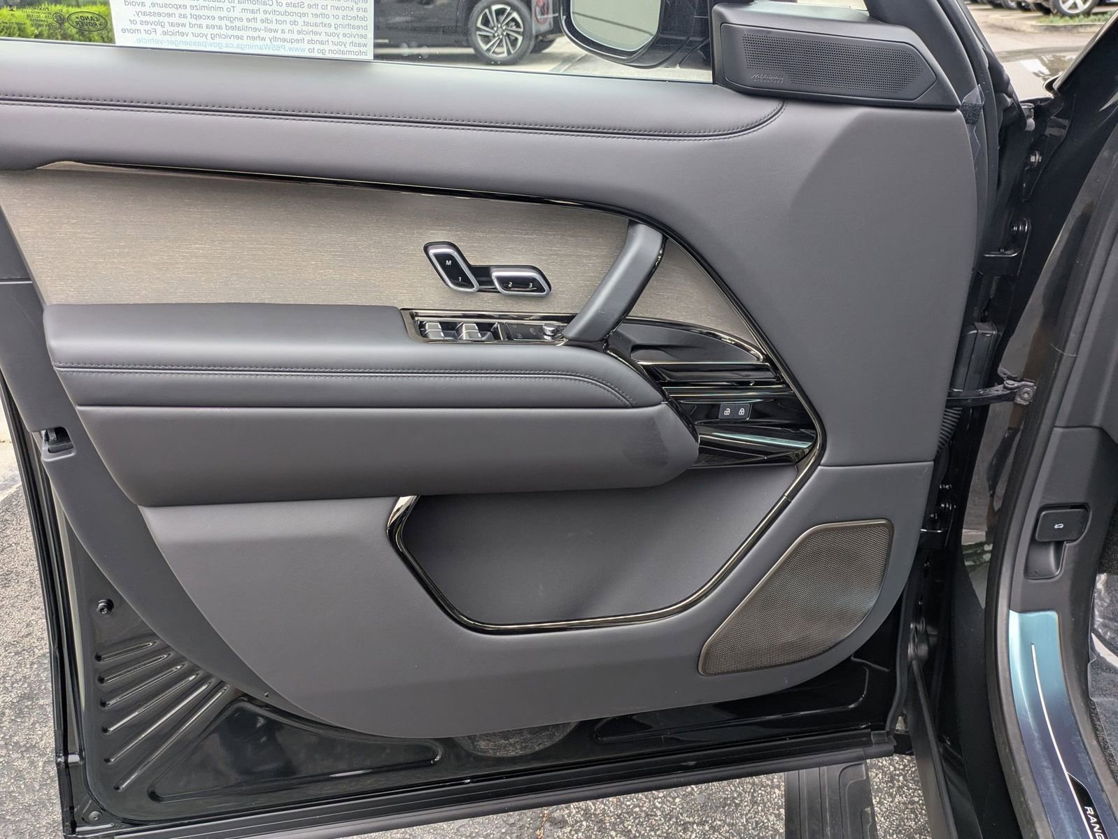New 2026 Land Rover Range Rover SV AWD/4WD image 11