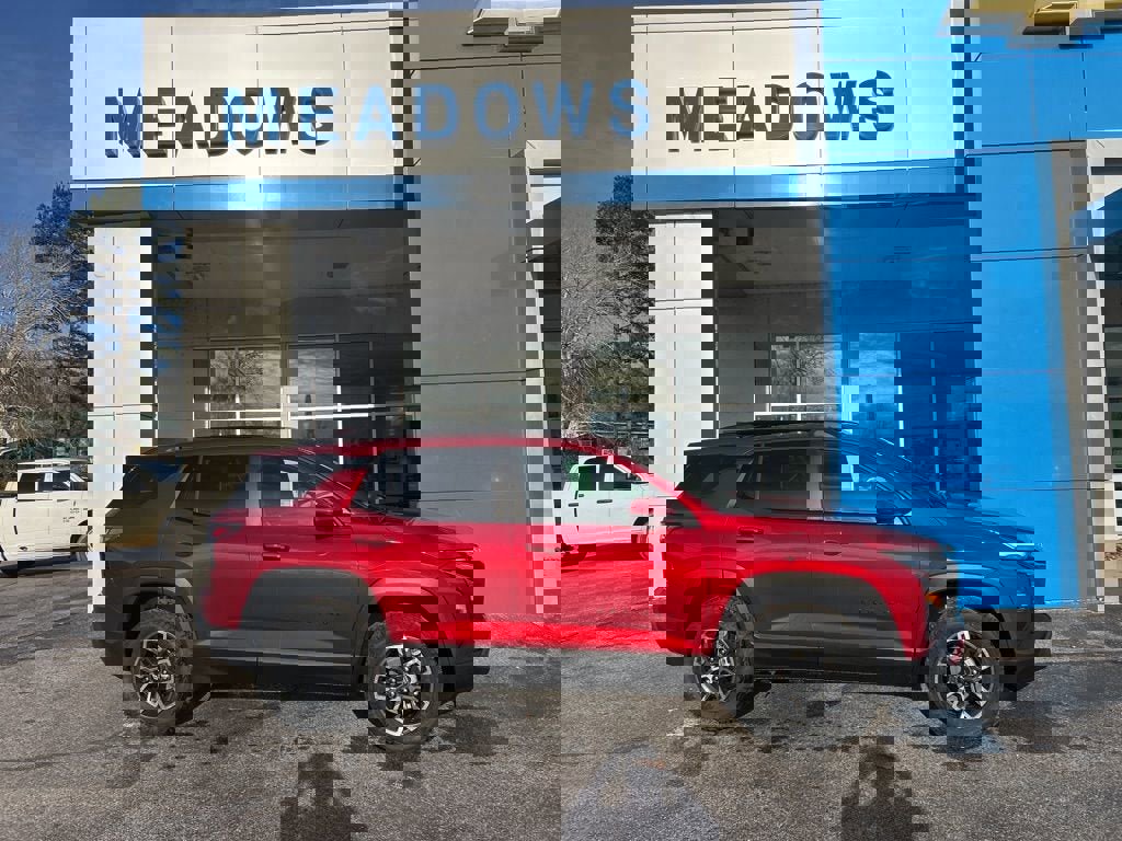 New 2026 Chevrolet Equinox ACTIV w/ Convenience Package III image 2