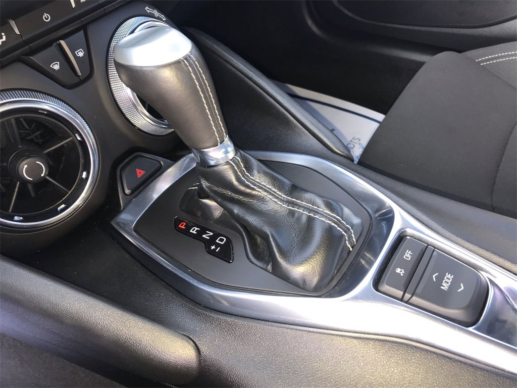 Used 2018 Chevrolet Camaro LT image 19