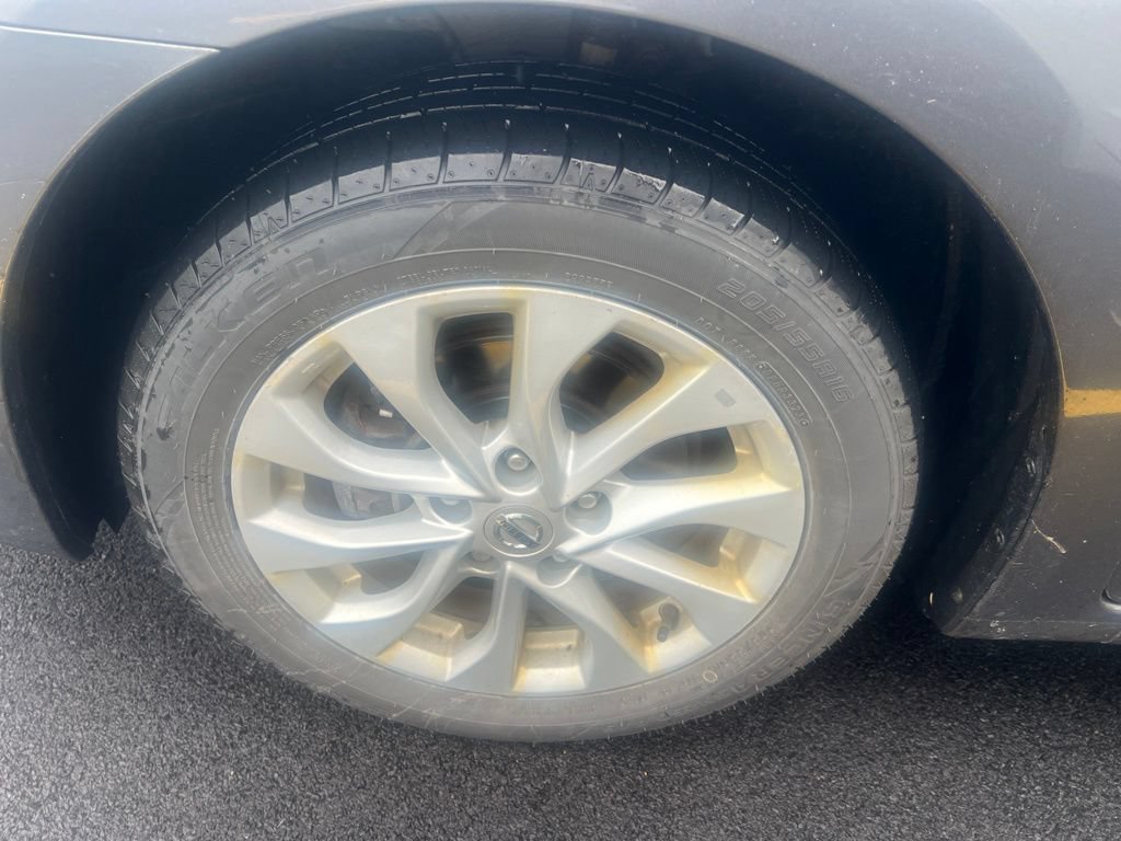Used 2019 Nissan Sentra SV FWD image 13