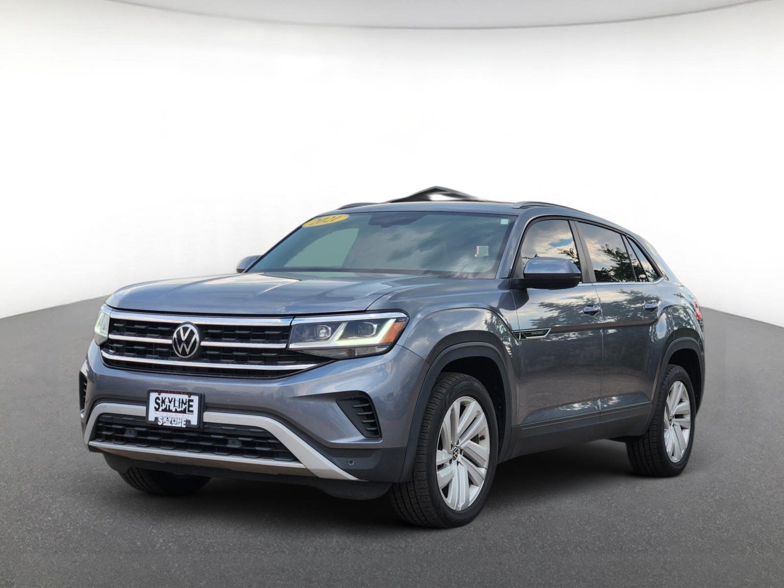 Used 2021 Volkswagen Atlas Cross Sport SE w/ Panoramic Sunroof Package AWD/4WD image 3