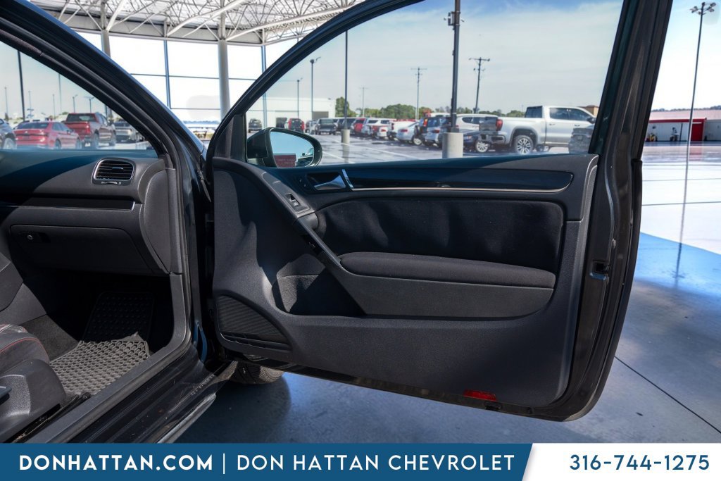 Used 2011 Volkswagen GTI 2-Door FWD image 18