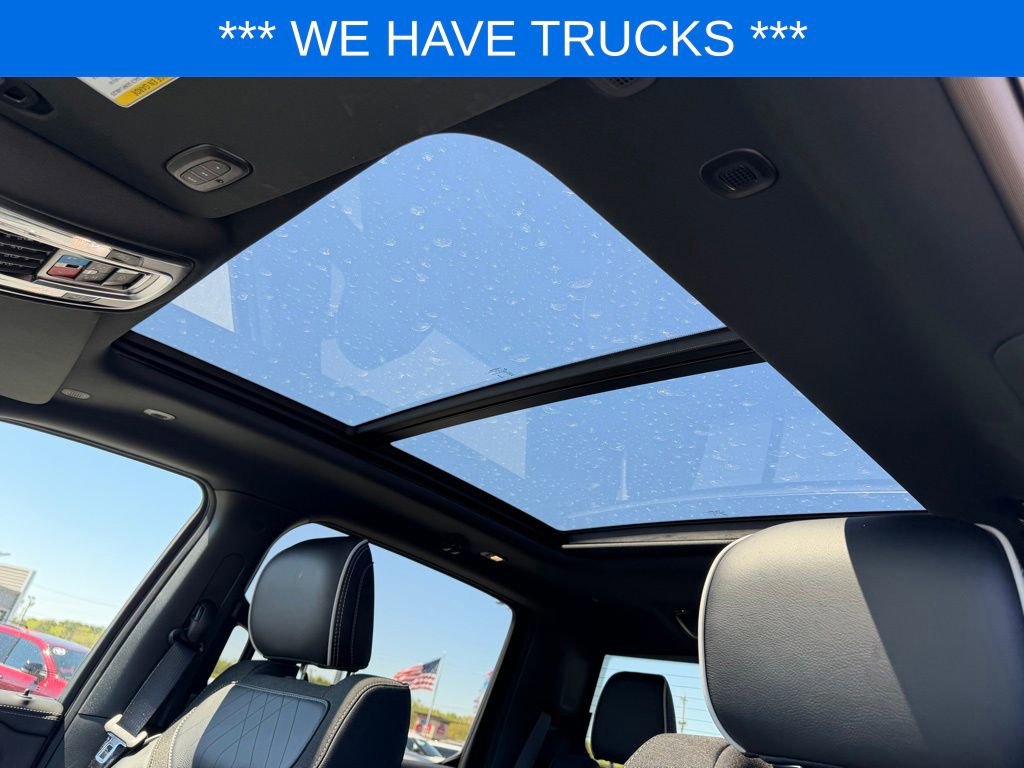 Used 2026 RAM 1500 Limited w/ Body Color Bumper Group AWD/4WD image 29