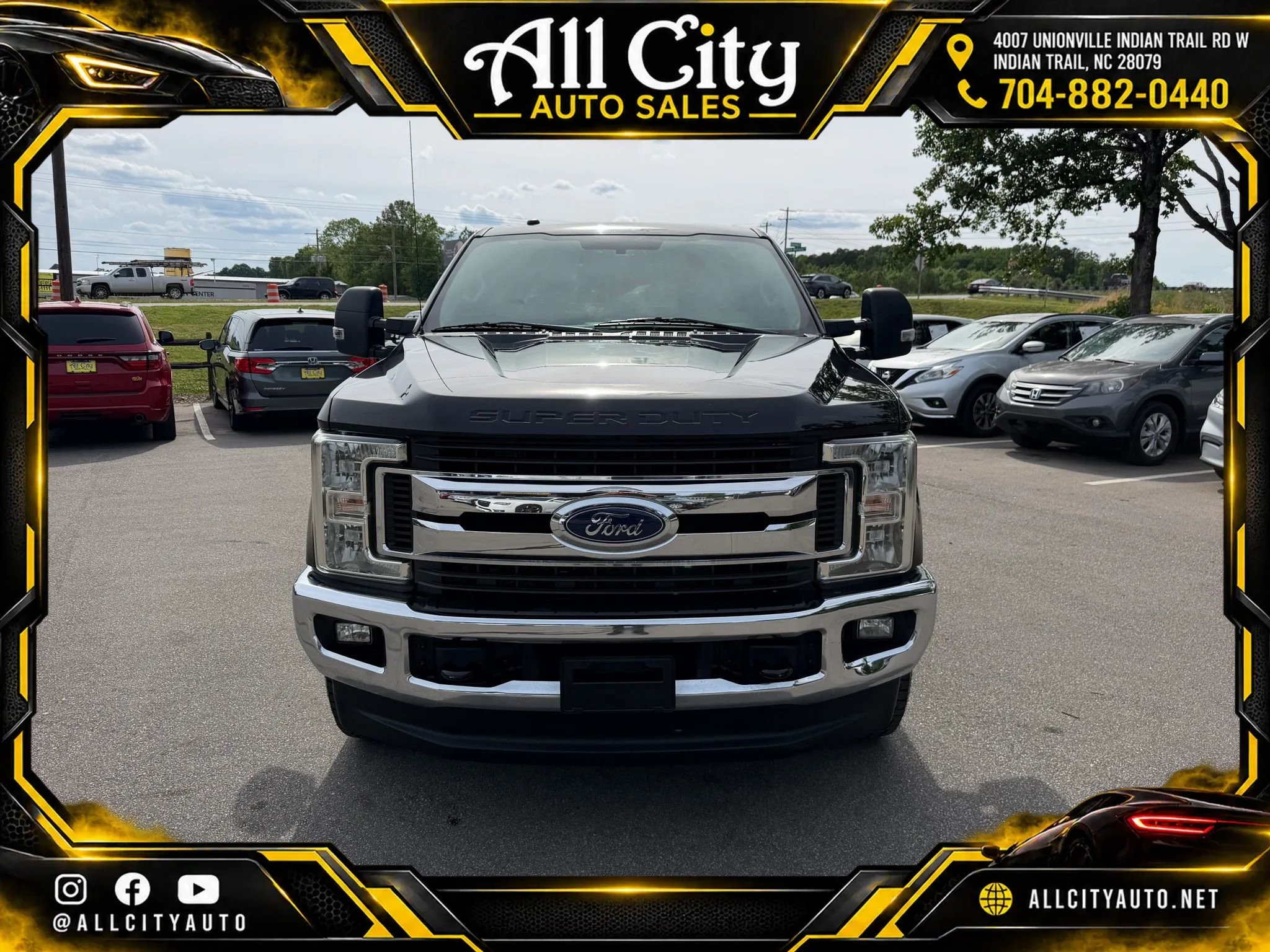 Used 2019 Ford F250 XLT w/ XLT Value Package AWD/4WD image 2
