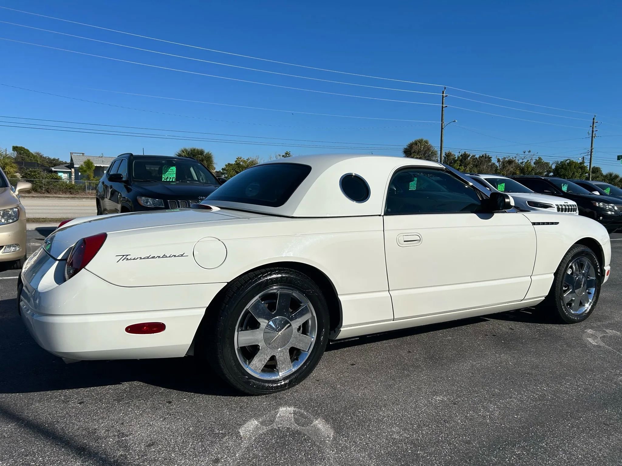 Used 2002 Ford Thunderbird image 4