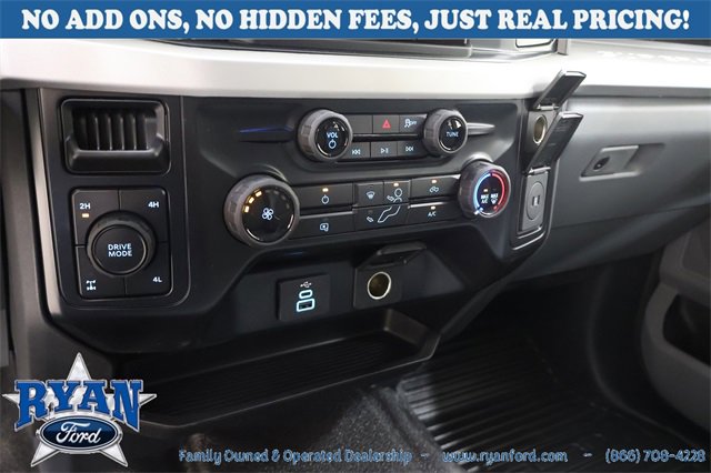New 2026 Ford F250 XL w/ XL Off-Road Package image 25