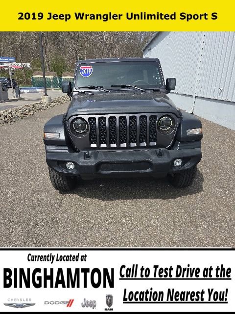 Used 2019 Jeep Wrangler Unlimited Sport S AWD/4WD image 2