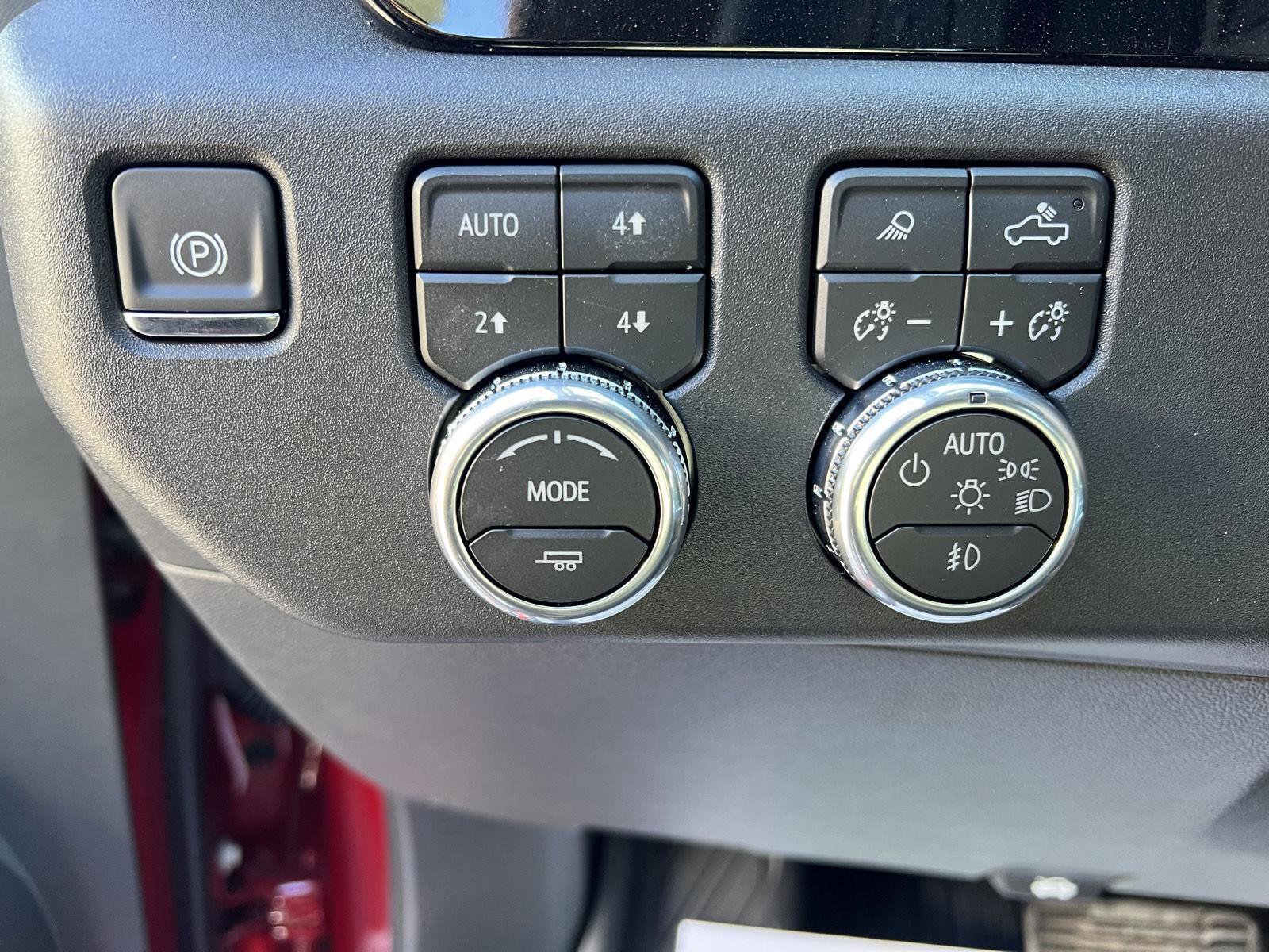 New 2026 GMC Sierra 1500 SLT w/ SLT Premium Plus Package image 24