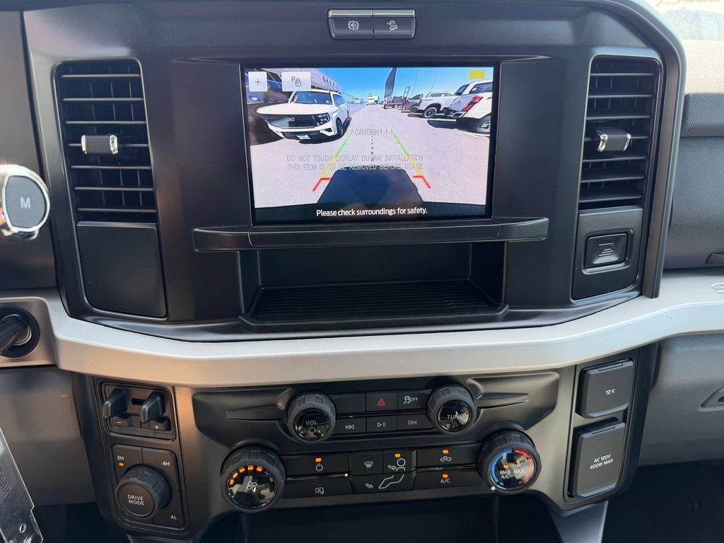 New 2026 Ford F250 XLT w/ FX4 Off-Road Package AWD/4WD image 32