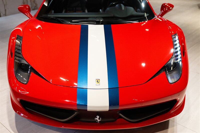 Used 2015 Ferrari 458 Spider RWD image 7