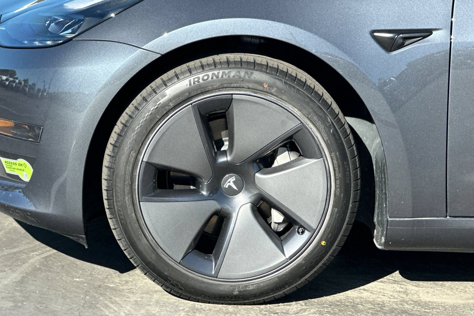 Used 2023 Tesla Model 3 Standard Range RWD image 24