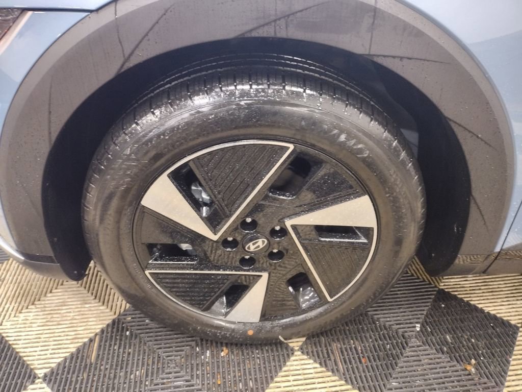 New 2026 Hyundai Ioniq 5 SE image 5