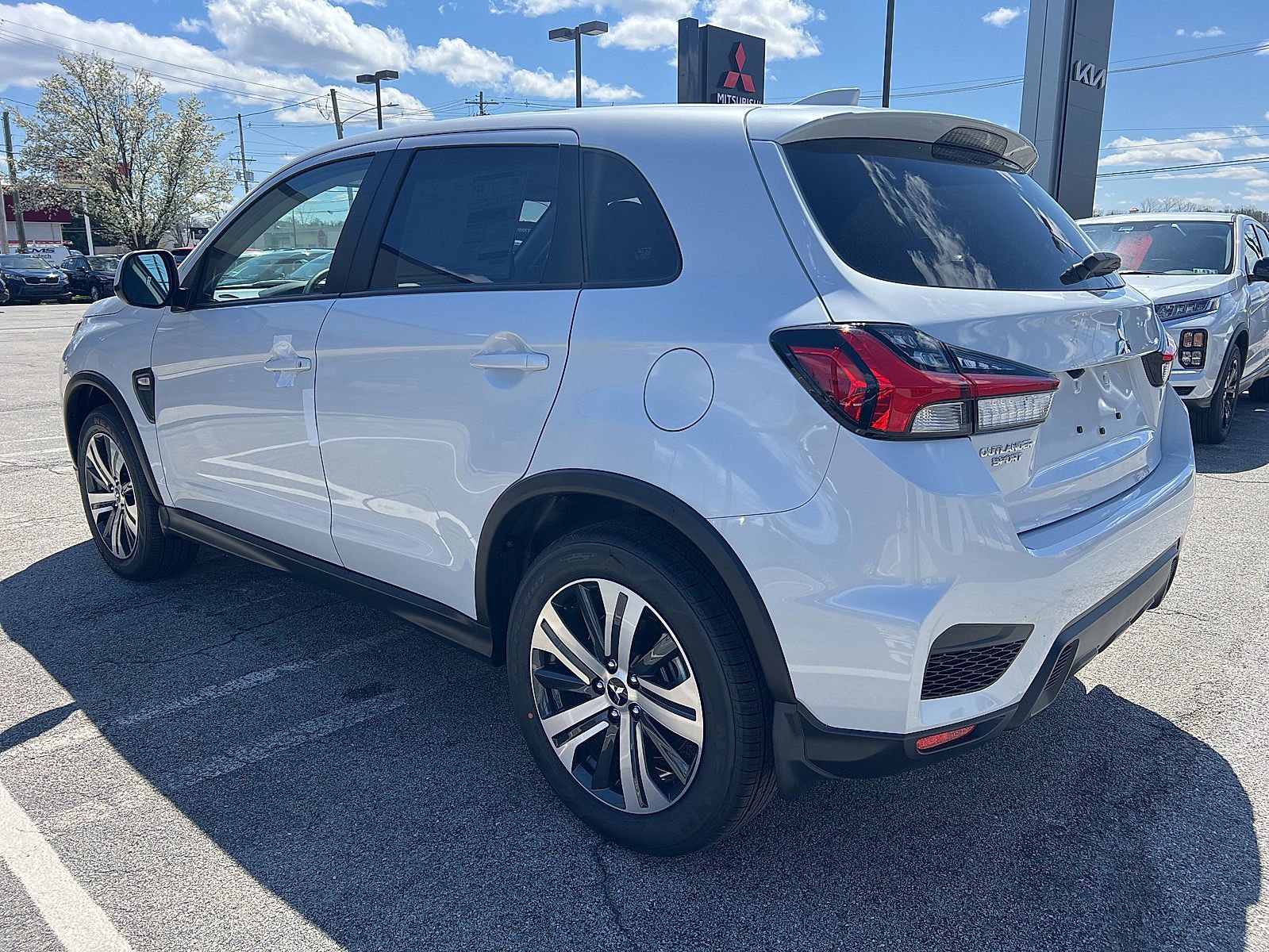 New 2025 Mitsubishi Outlander Sport ES image 6