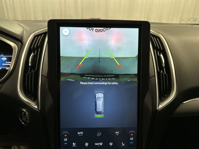 Used 2021 Ford Edge Titanium w/ Class II Trailer Tow Package AWD/4WD image 25