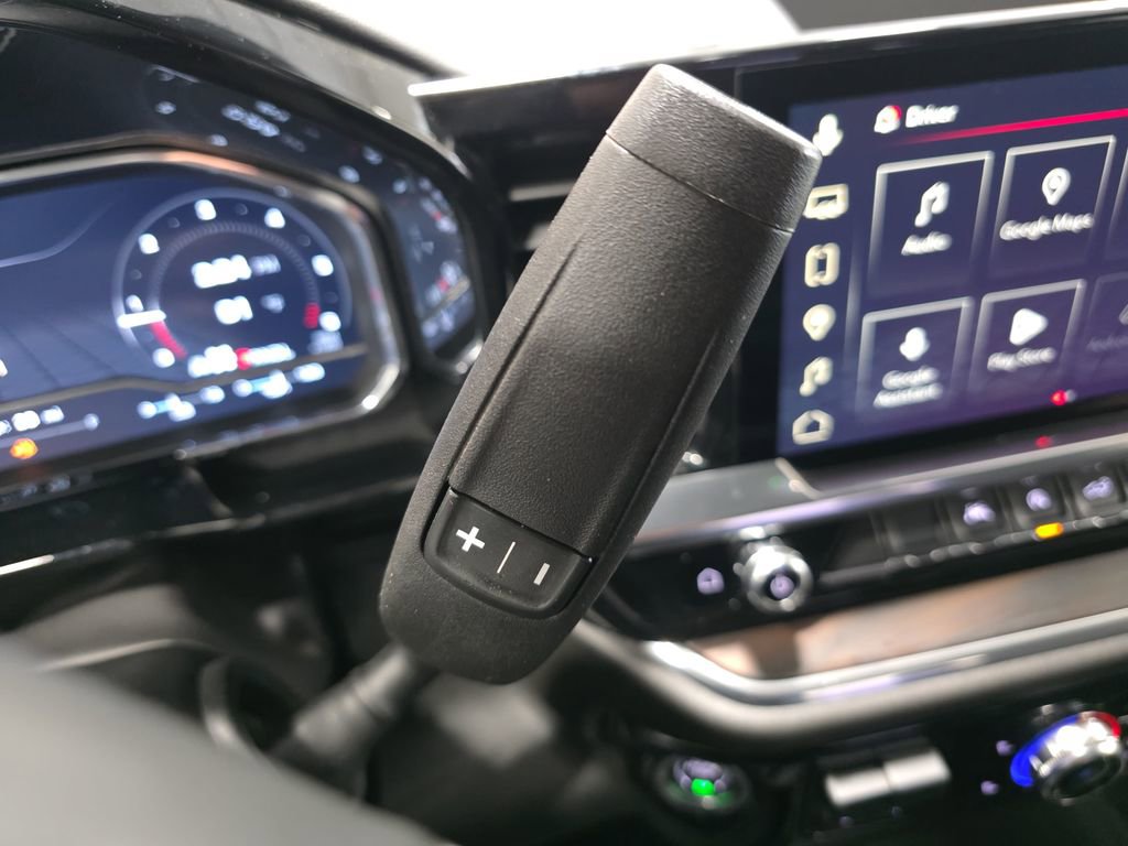 Certified 2025 GMC Sierra 1500 SLT image 20