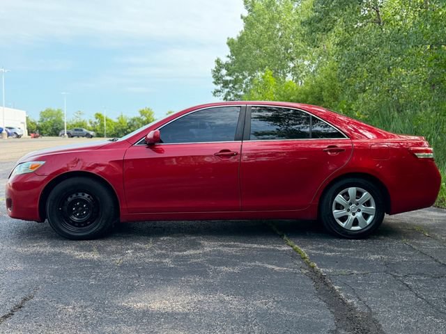 Used 2011 Toyota Camry LE FWD image 7