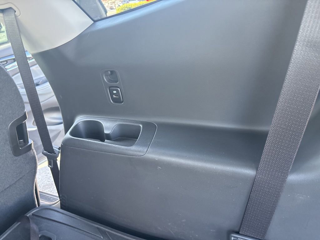 Used 2019 Buick Enclave Essence image 27