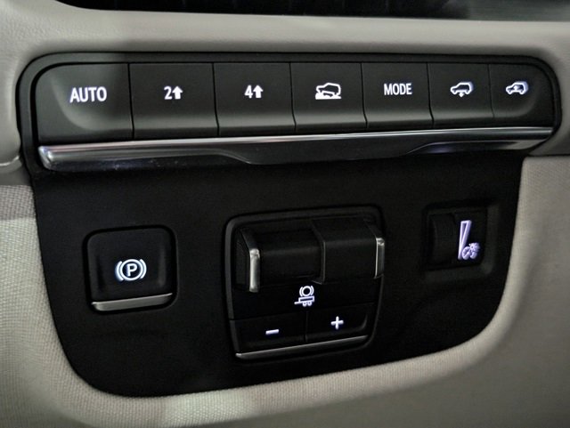 Certified 2024 Cadillac Escalade ESV Sport Platinum w/ LPO, ONYX Package image 23