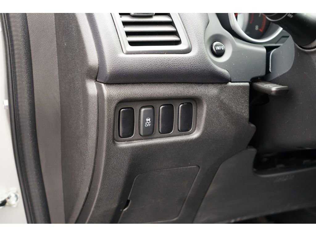 Used 2015 Mitsubishi Outlander Sport ES image 17