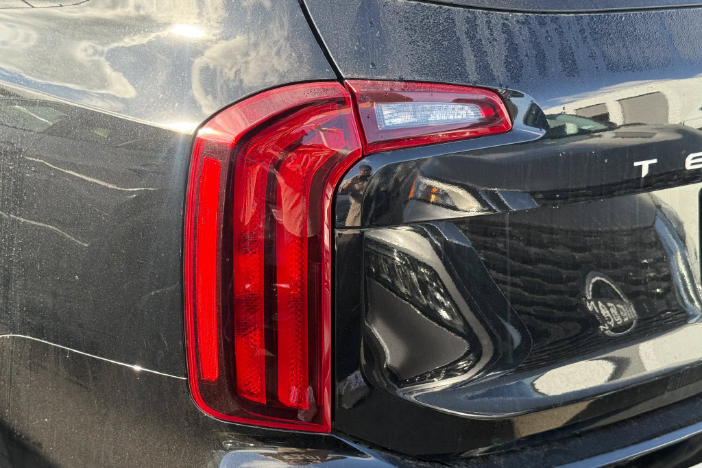 Certified 2024 Kia Telluride S w/ S Sunroof Package FWD image 5