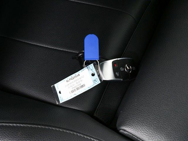 Used 2024 Mercedes-Benz CLA 250 image 37