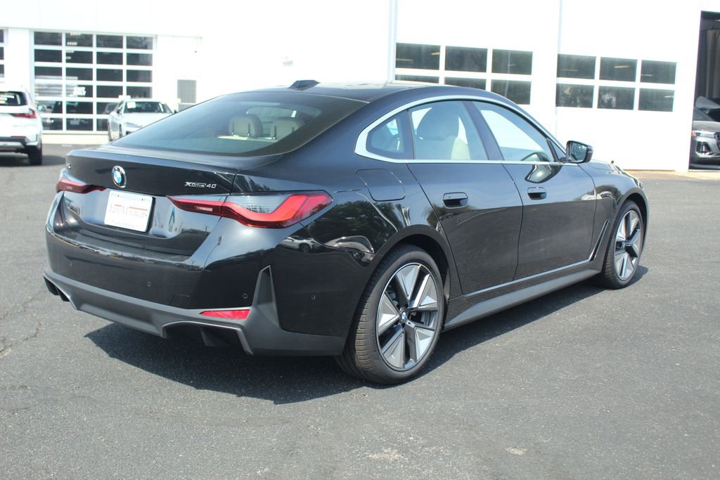 New 2026 BMW i4 xDrive40i w/ Premium Package AWD/4WD image 10