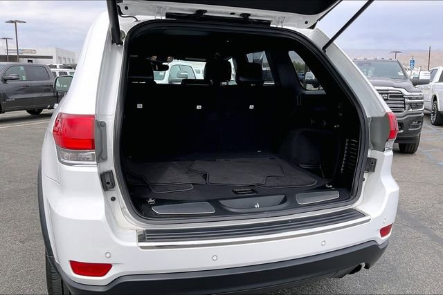 Used 2018 Jeep Grand Cherokee Limited image 34
