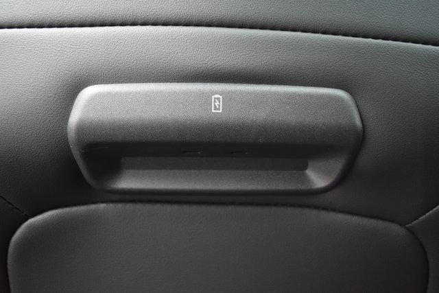 Used 2025 Ford Expedition Platinum w/ Stealth Performance Package image 41