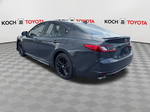 Used 2025 Toyota Camry SE w/ Convenience Package FWD image 6