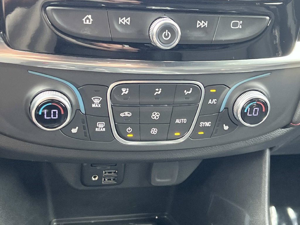 Used 2024 Chevrolet Traverse RS w/ LPO, Floor Liner Package FWD image 23