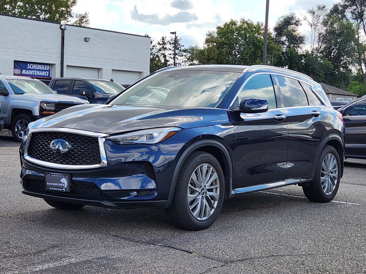 Used 2023 INFINITI QX50 Luxe image 6