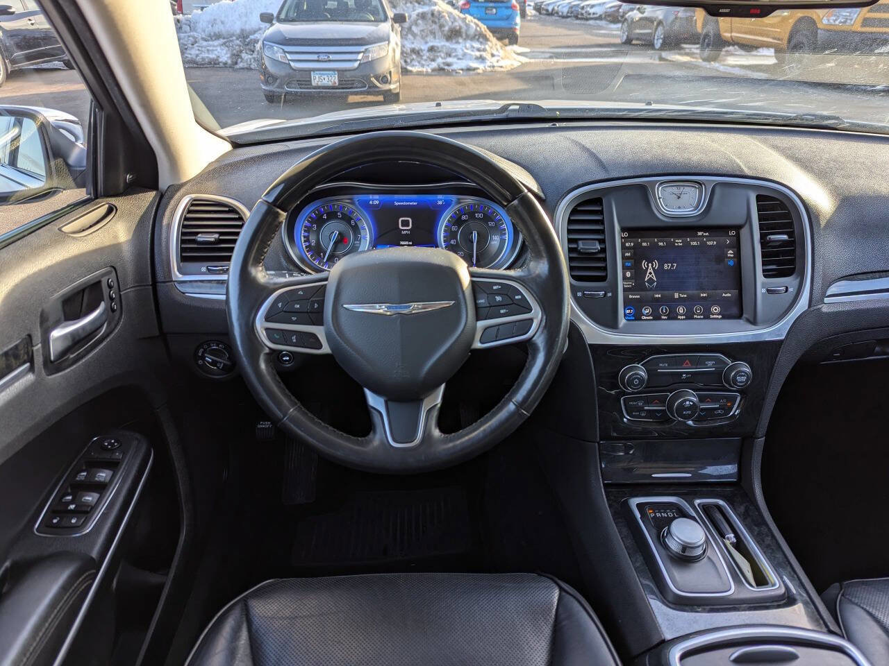 Used 2020 Chrysler 300 Limited image 16