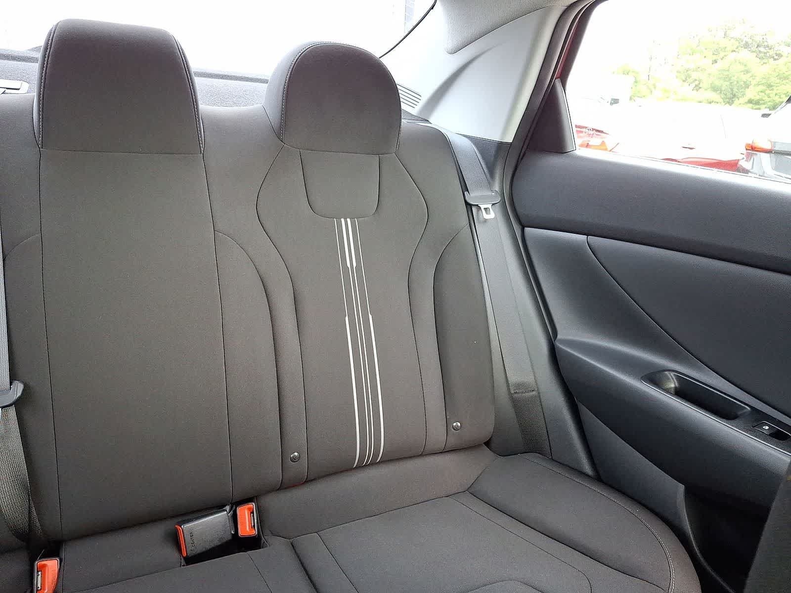 Used 2023 Hyundai Elantra SEL w/ Convenience Package FWD image 15
