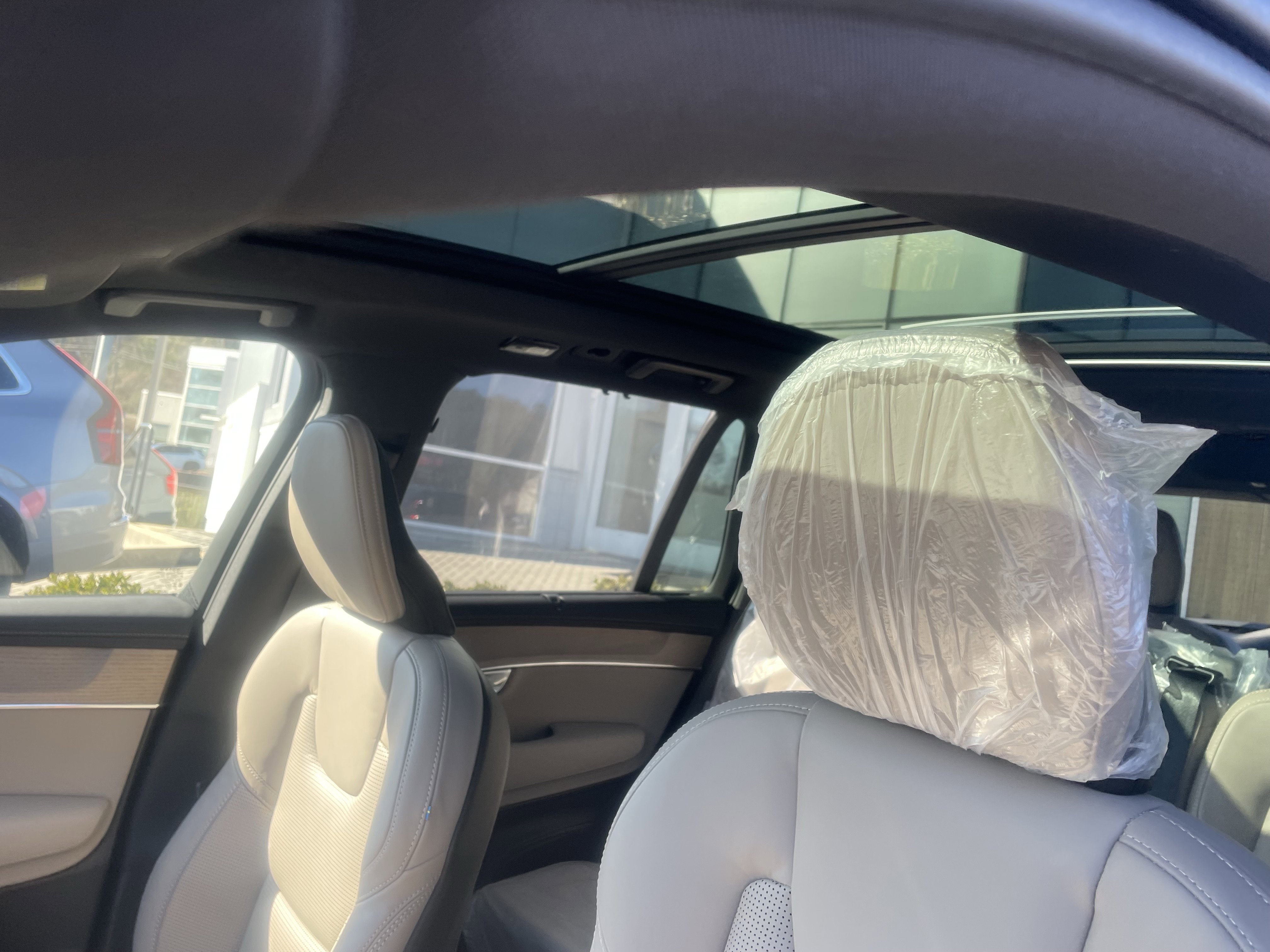 New 2026 Volvo XC90 B6 Ultra w/ Protection Package Premier image 16