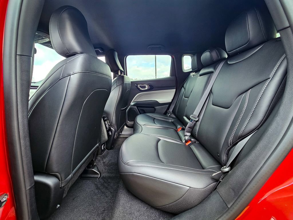 New 2026 Jeep Compass Limited image 30