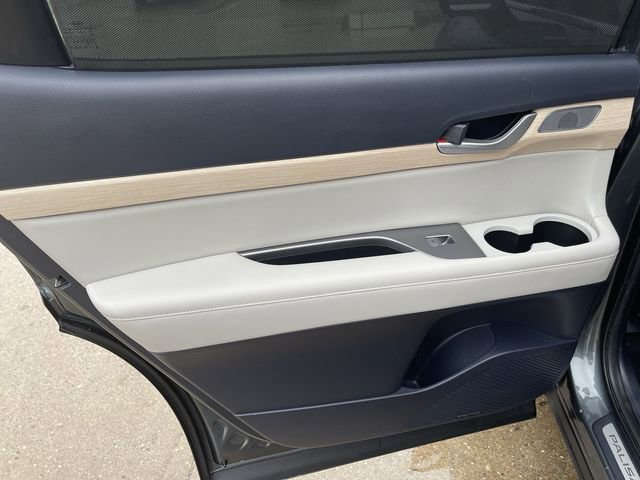 Used 2024 Hyundai Palisade Limited image 12