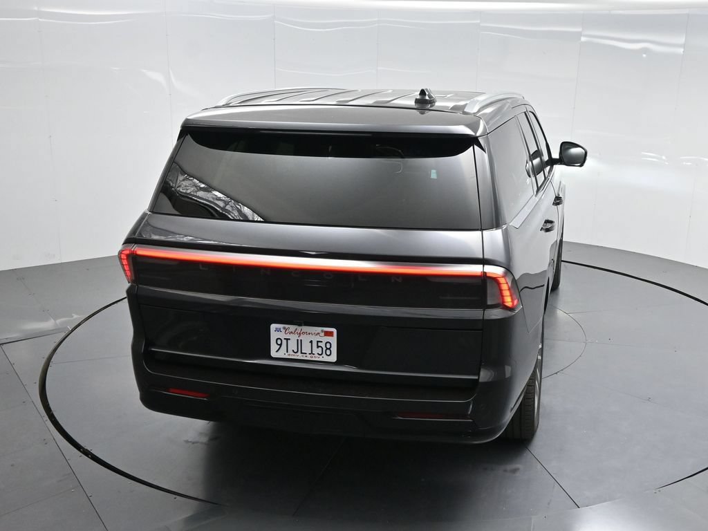 Used 2025 Lincoln Navigator Reserve AWD/4WD image 61