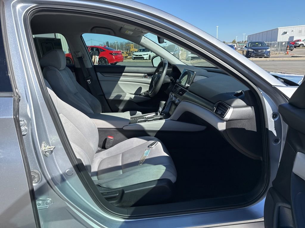 Used 2018 Honda Accord LX image 35