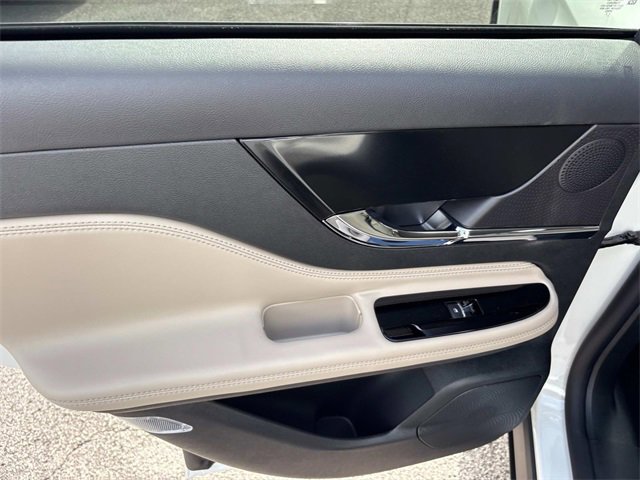 New 2025 Lincoln Corsair Grand Touring w/ Jet Appearance Package image 19