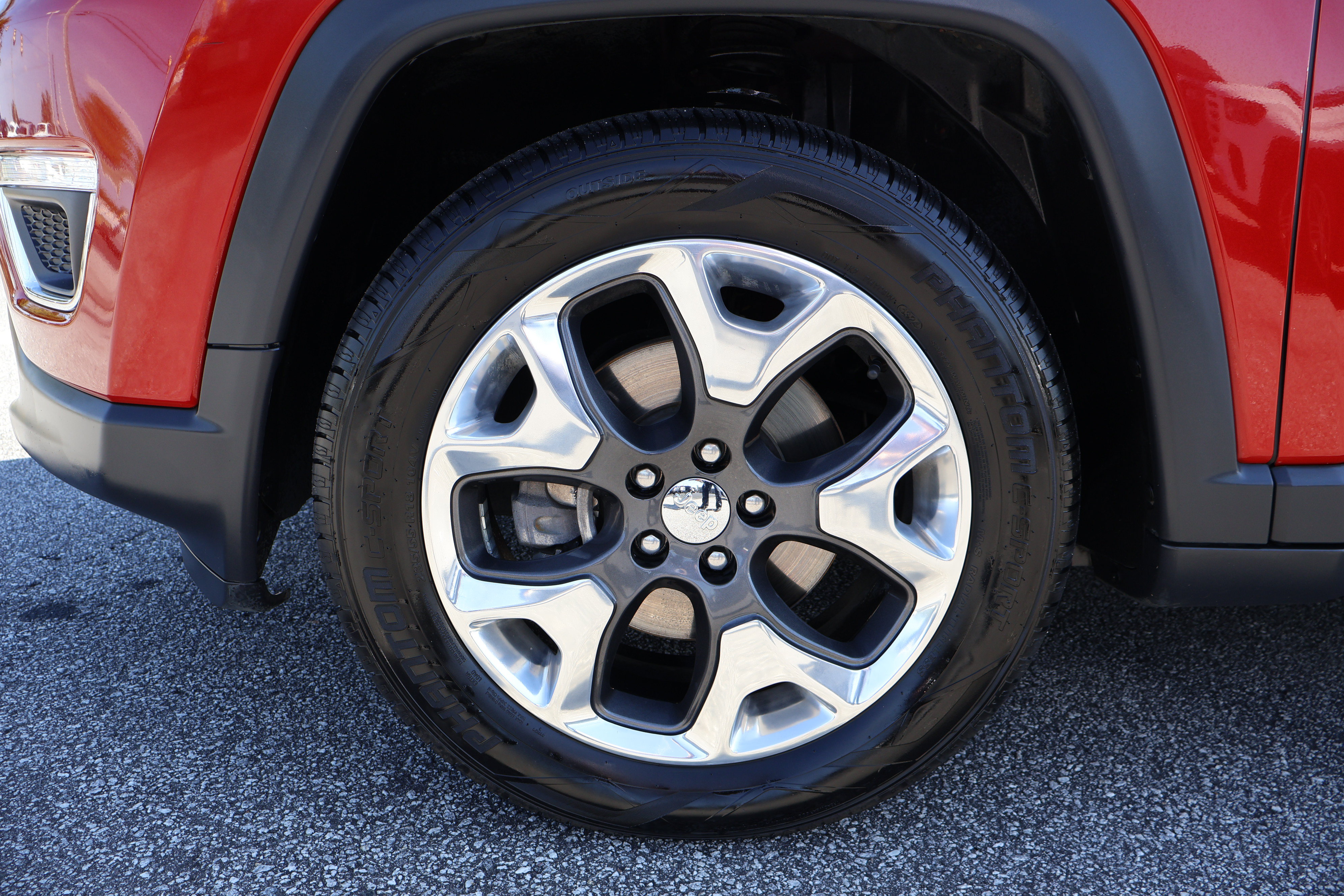 Used 2019 Jeep Compass Limited FWD image 9