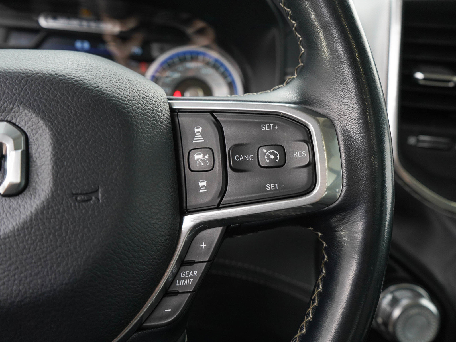 Used 2022 RAM 1500 Limited AWD/4WD image 30