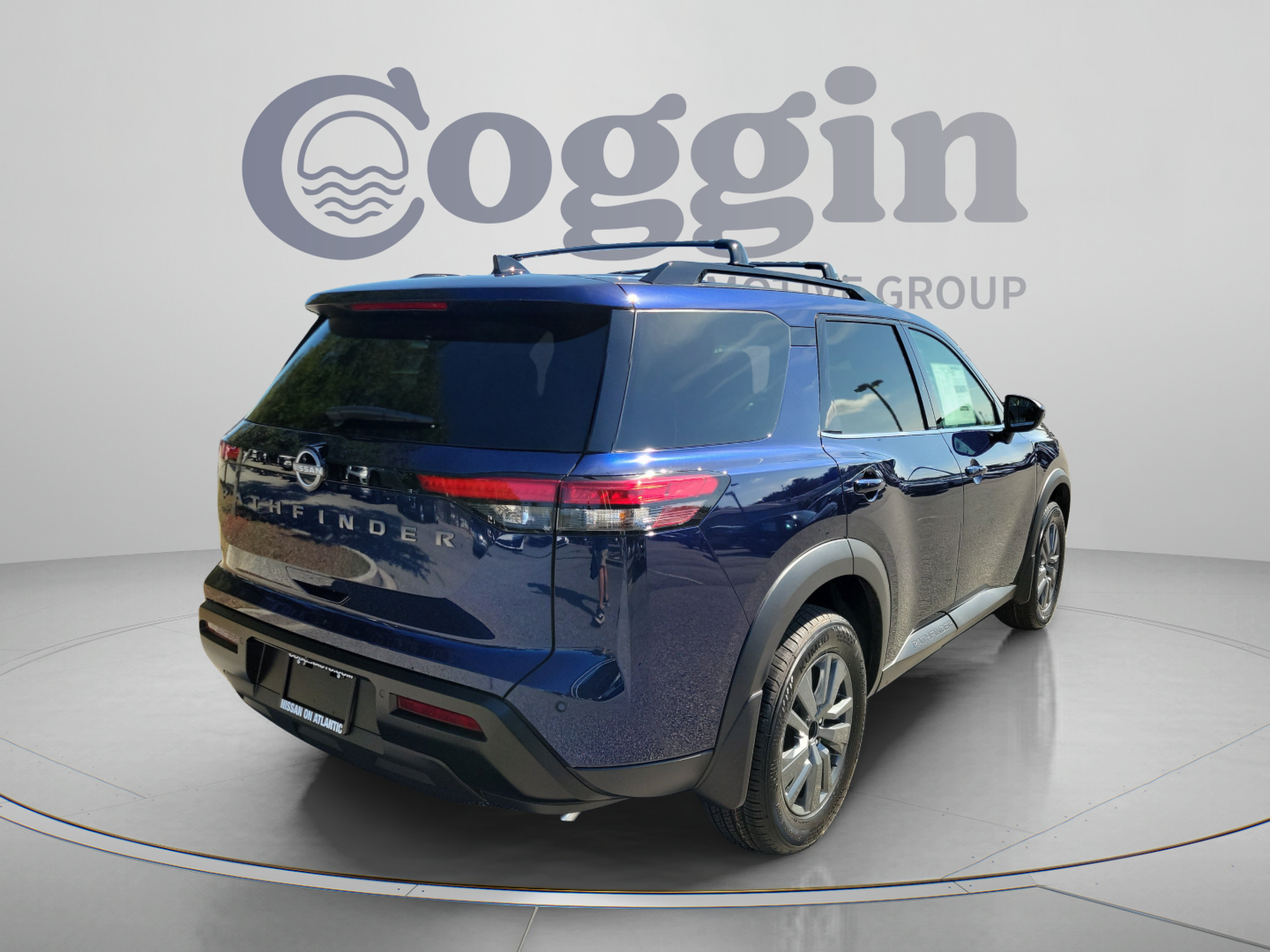 New 2026 Nissan Pathfinder SV w/ Cargo Package FWD image 5